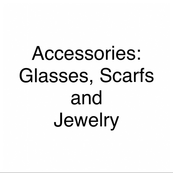 Accessories: Glasses, Scarfs and Jewelry. - Picture 1 of 1